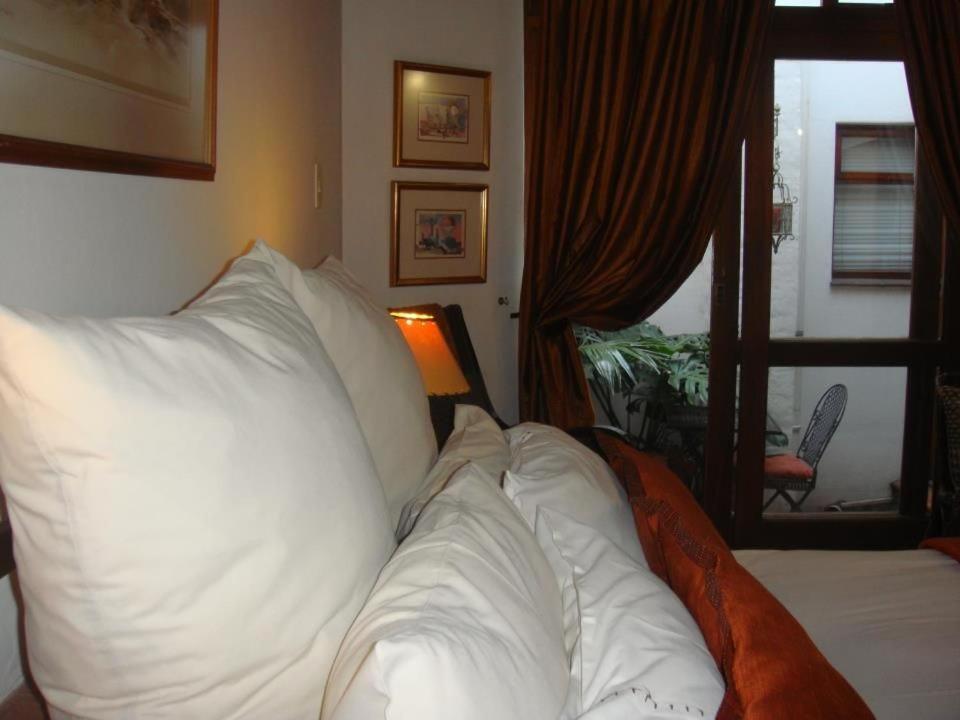 Oxnead Guesthouse Pretoria-Noord Εξωτερικό φωτογραφία
